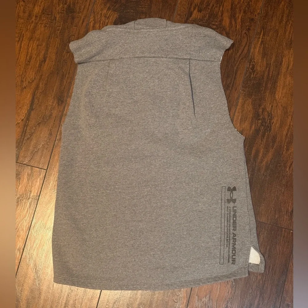 Under Armour Sleeveless Hoodie Mens XS Gray‎ Pullover Sweatshirt Athletic Gym UA